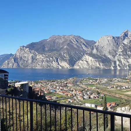 Appartamenti Nido D'Aquila Torbole Sul Garda Exterior photo