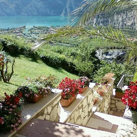 Appartamenti Nido D'Aquila Torbole Sul Garda Exterior photo
